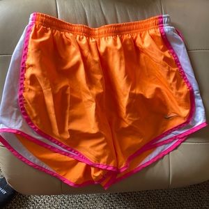 super cute workout shorts !